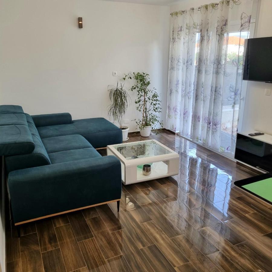 Apartments Happiness Trogir Eksteriør billede