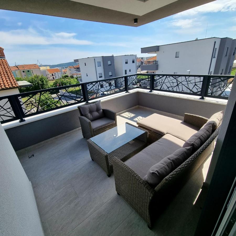 Apartments Happiness Trogir Eksteriør billede
