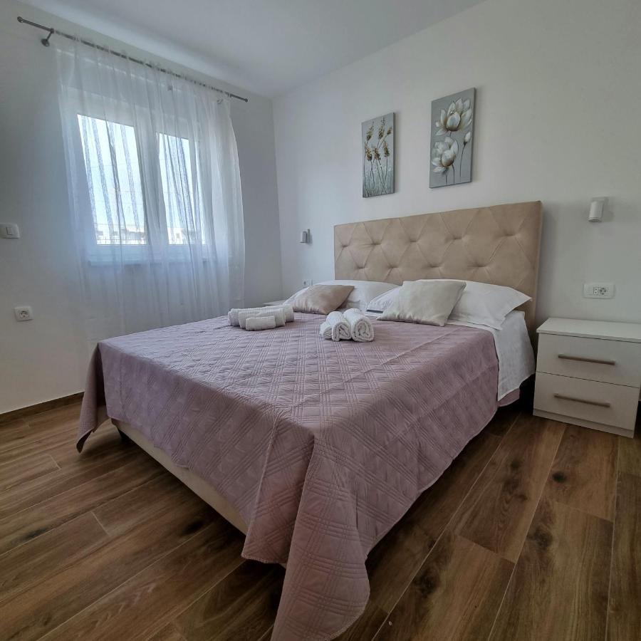 Apartments Happiness Trogir Eksteriør billede